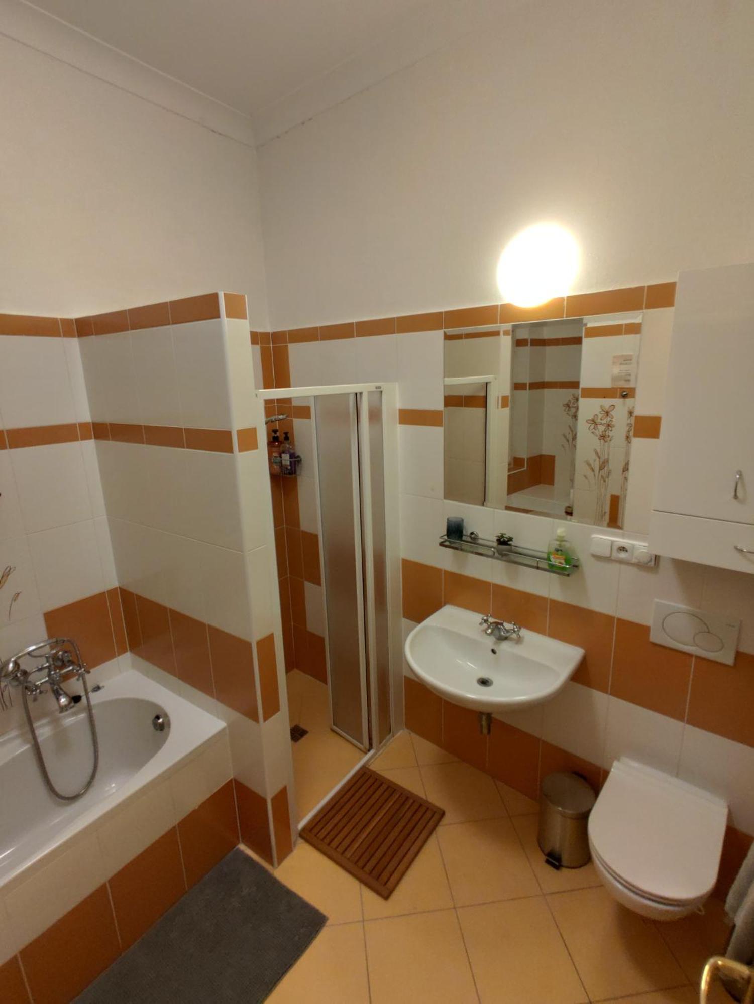 Apartamento Cozygem Apt 2 Mins Walk Charles Bridge Praga